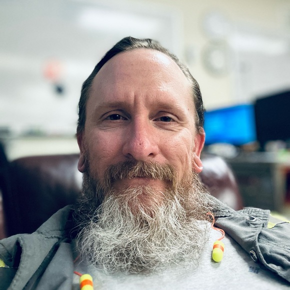 Meet your Posher, Andrew - Picture 1 of 1